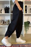 The Sunday Morning 7/8 Twist Pant Black 